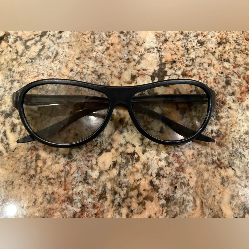 LG 3D GLASSES. 6 Pair, New in box